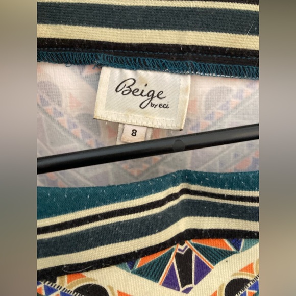 Patterned & Colorful Dress size 8 - Picture 6 of 6